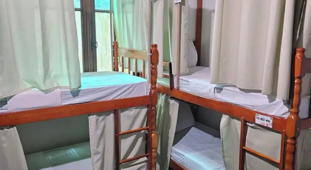 Кровать в общем номере (женский номер) Hostel Sunrise
