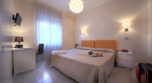 Двухместный номер Standard с балконом Hotel Cristallo Brescia