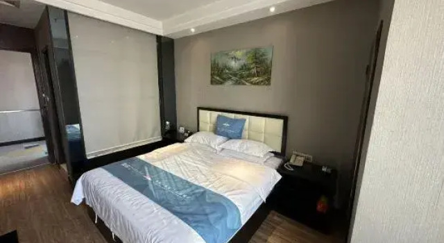 Люкс Yicheng Hotel (Henan University of Technology)