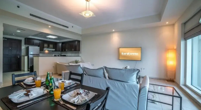 1B-Churchill-303 by bnbme homes