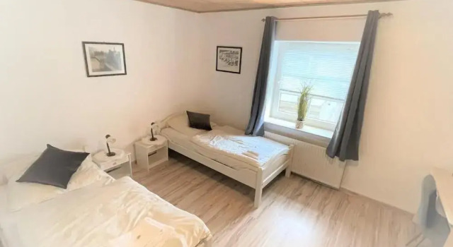 Ellada Restaurant & Hotel, Prenota Hotel Tarp 