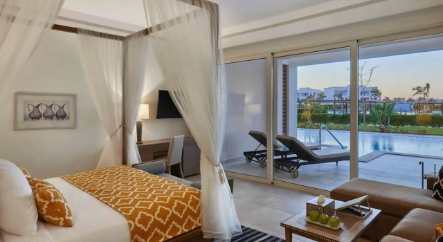 Двухместный номер Swim Up Premium Deluxe Steigenberger Resort Alaya - Adults Friendly 16 Years Plus