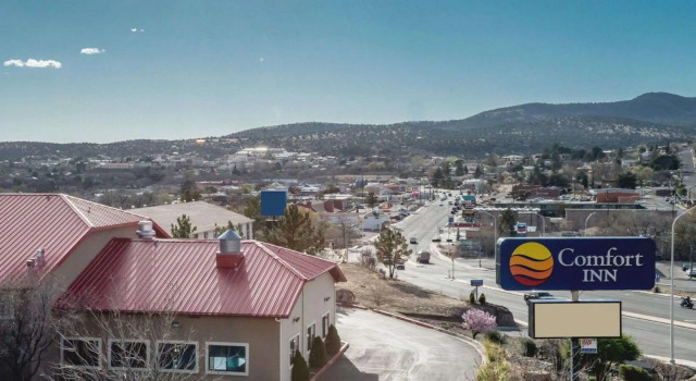 Четырёхместный люкс Comfort Inn Near Gila National Forest