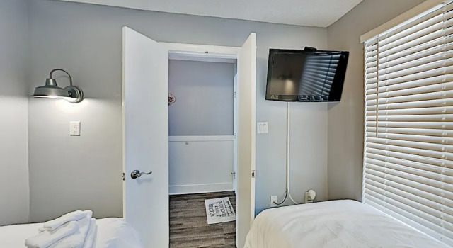 1005wate 3 Bedroom Condo