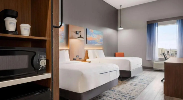 Четырёхместный номер Standard La Quinta Inn & Suites by Wyndham Del Rio