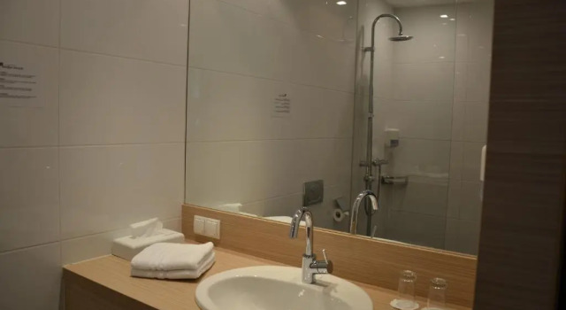 Номер Comfort AKTIVHOTEL Weisser Hirsch