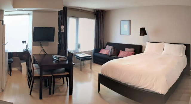 Hotel Suites near Eaton Centre, Забронировать Отель Торонто Greater Toronto Area, рядом с Театр Принцесса Уэльса