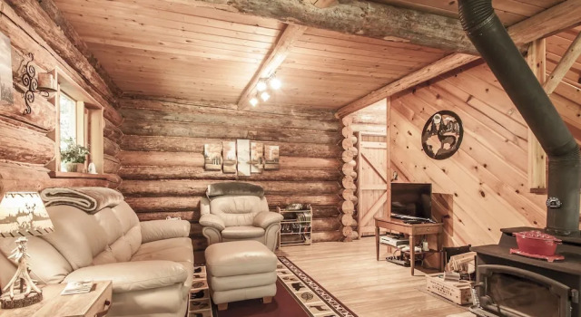 Whispering Winds Apartment 3 NW Comfy Cabins, Rezervovat Apartmán Telma Spojené státy americké