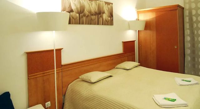 Hostel - With Private Entrance, Book Hostel / Vandrerhjem Hostels i Prague 05, Hostel / Vandrerhjem