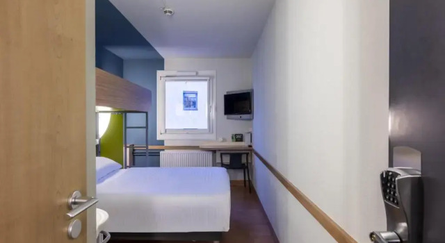 Двухместный номер B&B HOTEL Saarbrücken-Ost