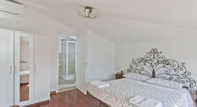 La Casa sul Lago, Prenota Hotel Hotel a Lazio con parcheggio, Parcheggio