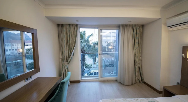 Двухместный номер Standard с балконом и с видом на город Yeniceri City Hotel