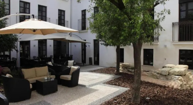 Двухместный номер Standard с балконом и с красивым видом из окна Eurostars Patios de Cordoba