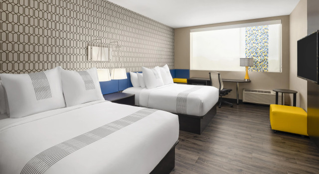 Четырёхместный номер Standard GLō Best Western Dawley Farms In Sioux Falls