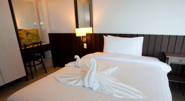 Prasarnsook Villa Beach Resort, Забронировать Курортный отель Отели Южного Таиланда 3 звезды, 3*
