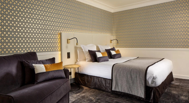 Полулюкс Hôtel Le Royal Monceau Raffles Paris