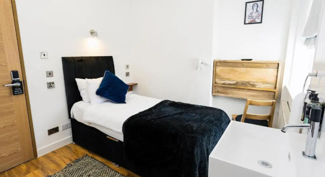Номер Standard Cambridge House Hotel