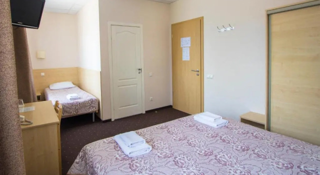 Трёхместный номер Standard Hotel BEST with FREE PARKING