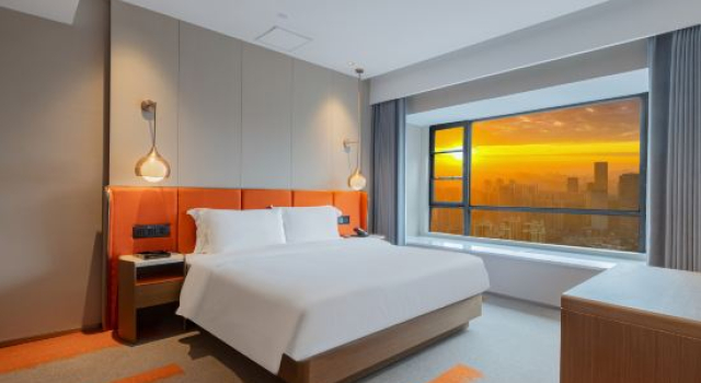 Люкс Executive Veris International Hotel (Guiyang Huaxi Mei's )