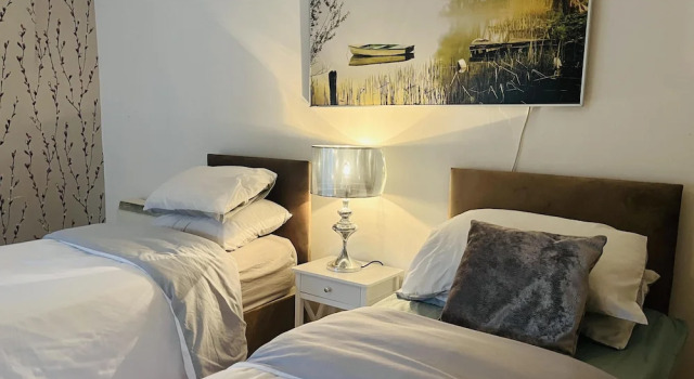 Idyllic 3-bed Barn in Grantham, Lincolnshire, Buchen Sie Hotel Eaton England
