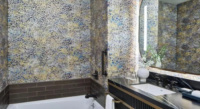 Четырёхместный номер Standard с балконом и с красивым видом из окна Renaissance Shoals Resort & Spa