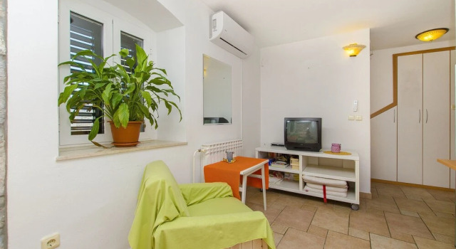 Apartments Ante, Забронировать Апартаменты/квартира Апартаменты Примоштен, рядом с Пляж Затока, Апартаменты/квартира