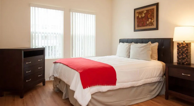 Sunshine Suites at 909 West Temple Street, Забронировать Отель Отели Лос-Анджелеса 3 звезды, 3*