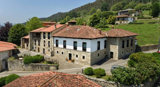 La Casona de Tresgrandas, Boek Hotel Tresgrandas Costa Verde