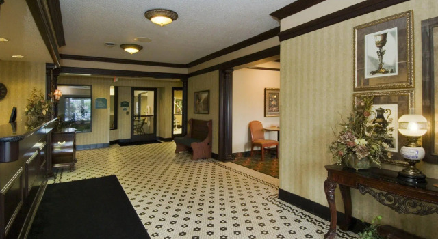 Holiday Inn Express Marshall by IHG, Prenota Hotel Marshall Michigan