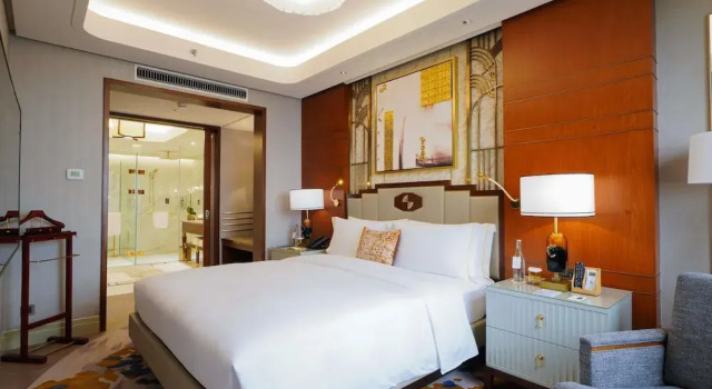 Двухместный клубный люкс Presidential с видом на залив Admiral Hotel Manila - MGallery Collection