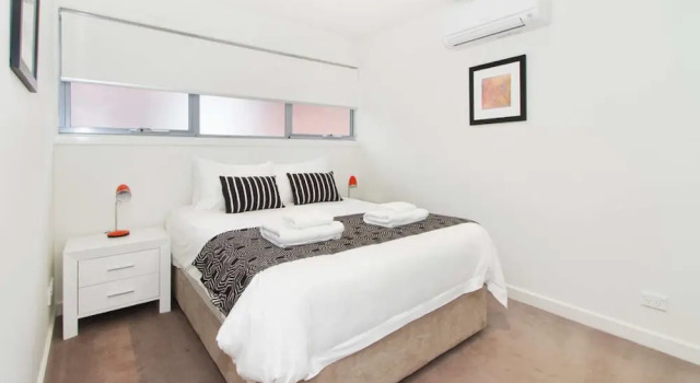 Mitford St Elwood Lifestyle, Book Hotel Elwood Victoria