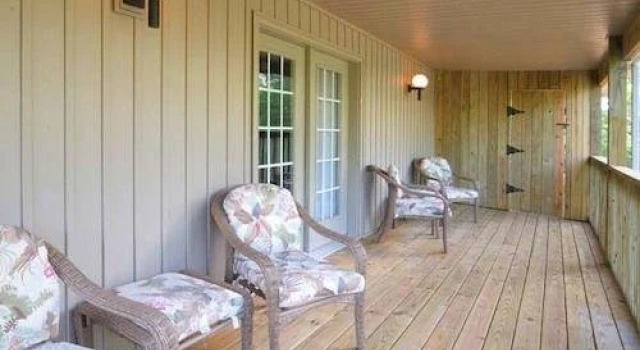 Lakeside Resort-the Holly Suites, Prenota Hotel Smithville Tennessee