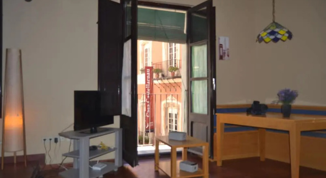 Tarragona Suites 70- CAVALLERS, Забронировать Отель Таррагона Tarragonès, рядом с Provincial Traffic Headquarters
