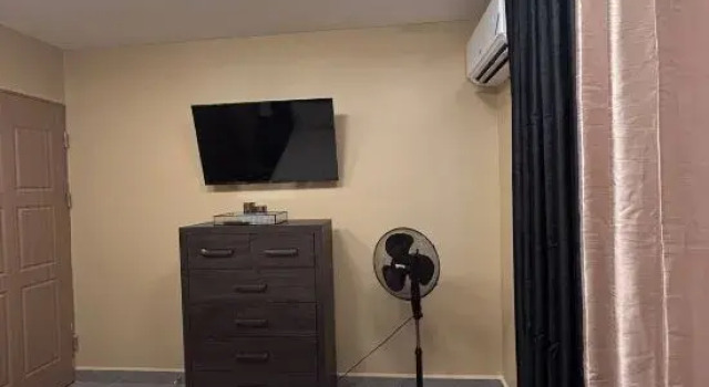 Апартаменты Charming Kingston Apartment With City Views