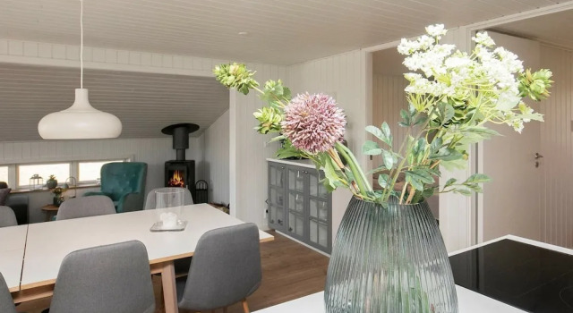 Tasteful Holiday Home in Vejers Strand near Sea, Book Hotel Hotels in Ho with Parking, Parking