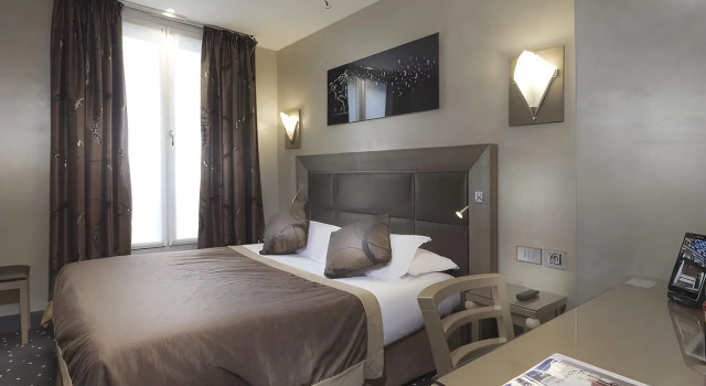 Hotel Des Champs Elysees