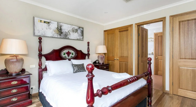 Windy's at Wellington, Book Hotel Wellington South Australia