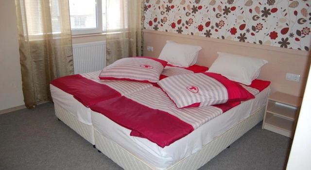 Rozovata kashta, Book Hotel 3-stjernede hoteller i Kyustendil, 3*
