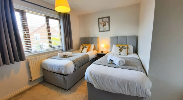 Travel Lettings - Dean House, Prenota Hotel Doncaster South Yorkshire