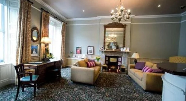 Brogans Bar & Hotel, Забронировать Отель Отели Трим 3 звезды, рядом с Sheep's Gate, 3*