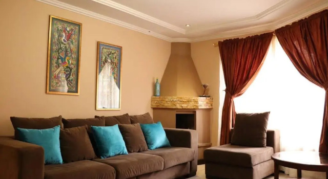 Коттедж Cozy and Spacious Home with Incredible Location