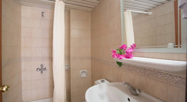 Студия с балконом Amaris Apartments