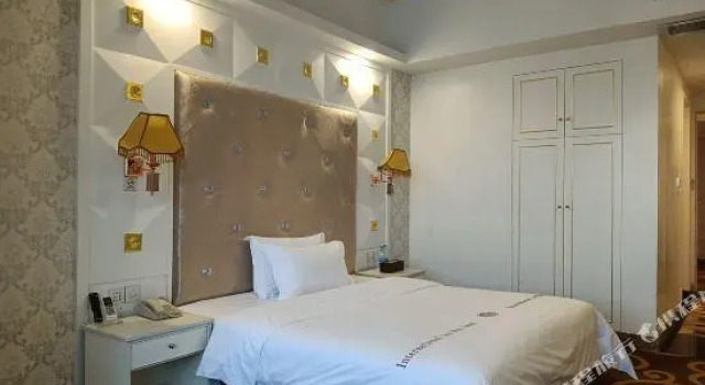 Luhui International Hotel, Boek Hotel Hotels in Guangdong met parkeren, Parkeren