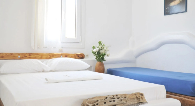Alexandros Mykonos