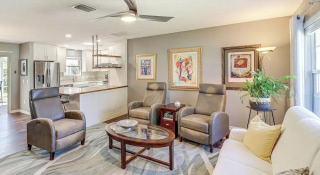Renovated Home in The Villages w/ Lanai, Golf Cart