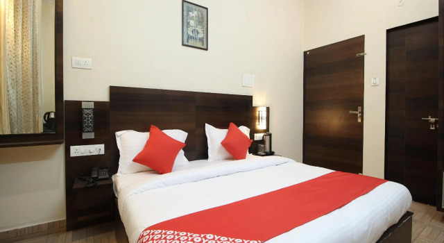 OYO 37188 Aishwarya Inn, Забронировать Отель Отели штата Раджастхана 3 звезды, 3*