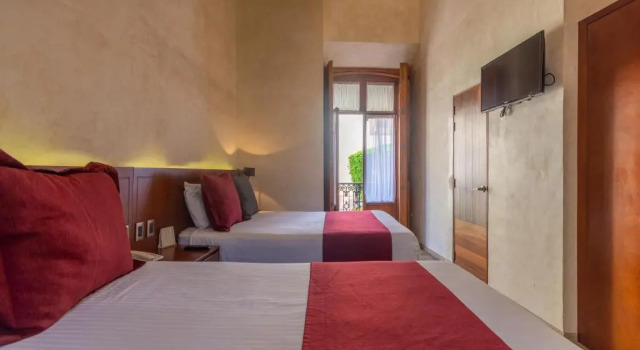 Двухместный номер Standard с балконом Hotel Madero