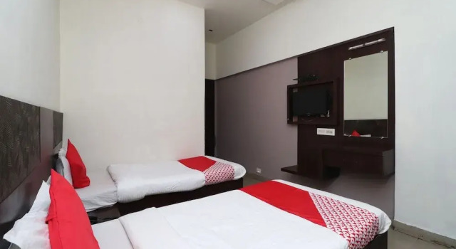 Hotel Payal by OYO Rooms