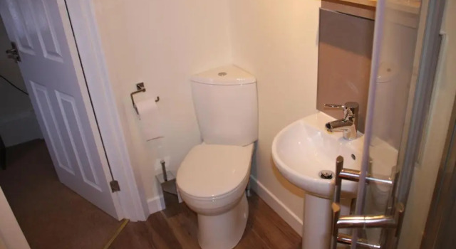 Standard Doppel Zimmer Keller Scotia