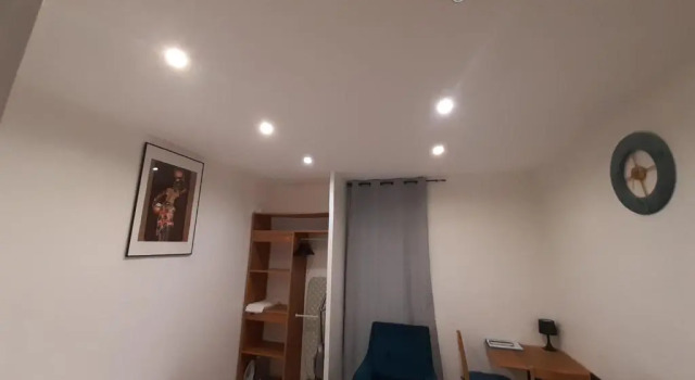 Апартаменты Appartement AAD1 Clamart 200 m du Tramway T6 st pavé blc avec cuisine séparée